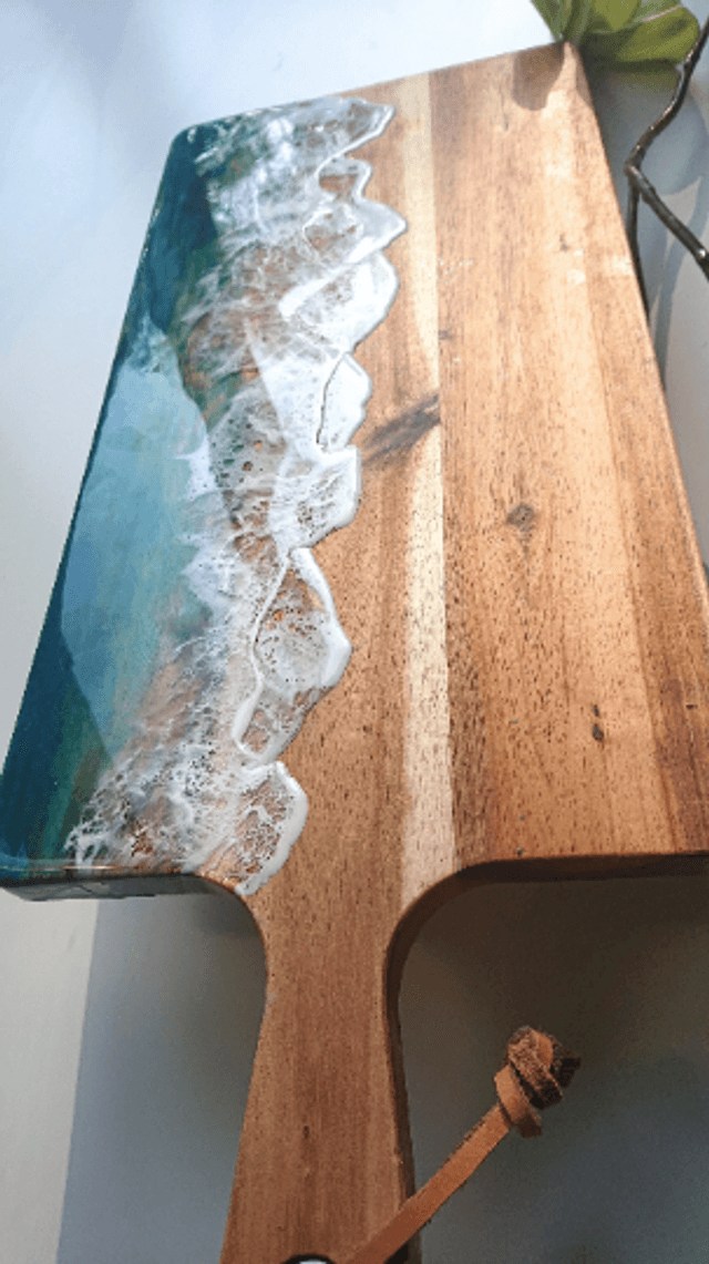 Long Acacia Waves Chopping Board