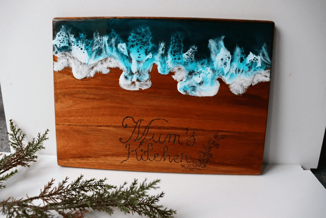 "Mum's Kitchen" Acacia Chopping Board