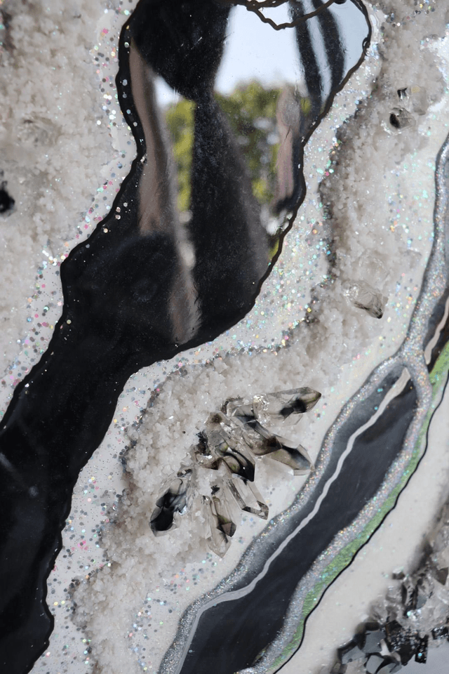 Space Dark Geode