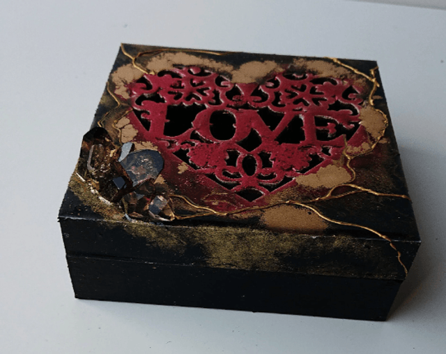 Unique Love Box