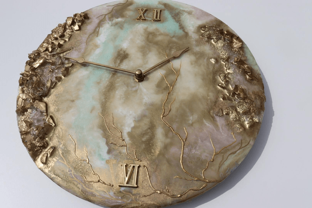 Elegant fluid art painted Resin wall clock