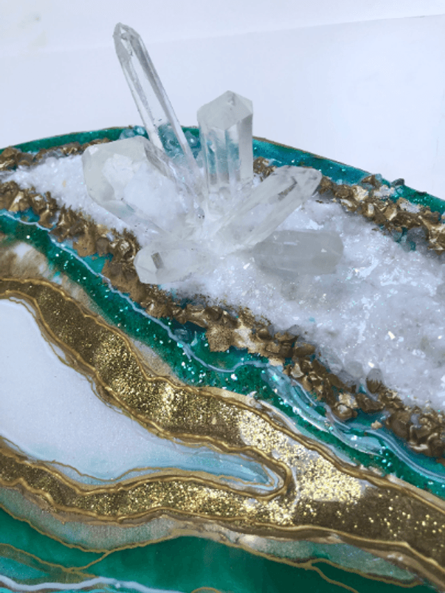 Gold&Green Resin geode