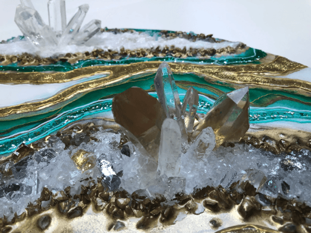 Gold&Green Resin geode