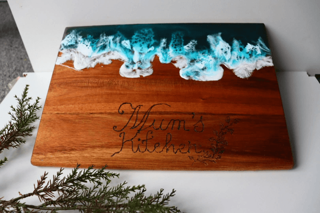 &quot;Mum&#039;s Kitchen&quot; Acacia Chopping Board
